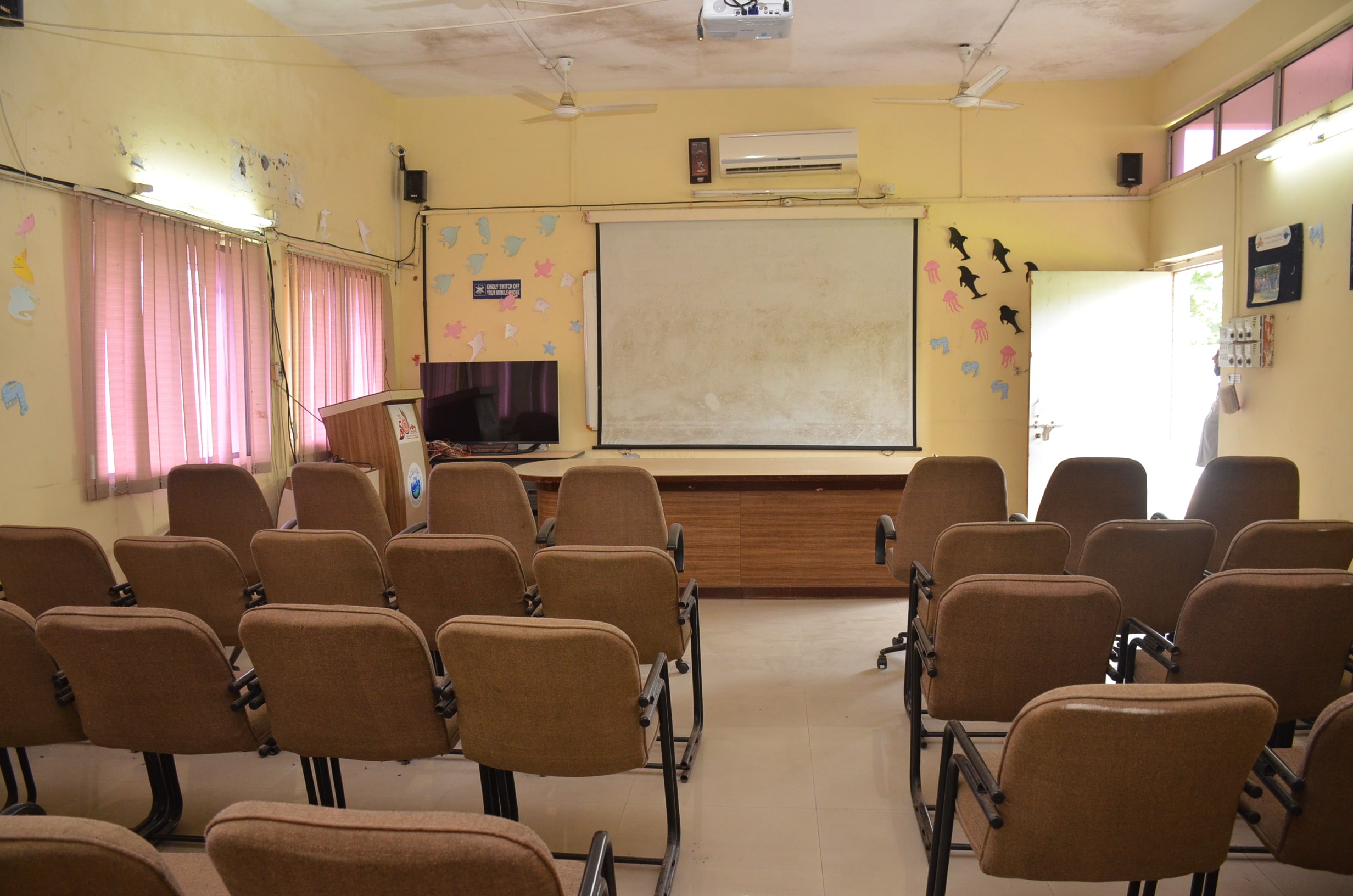AUDITORIUM