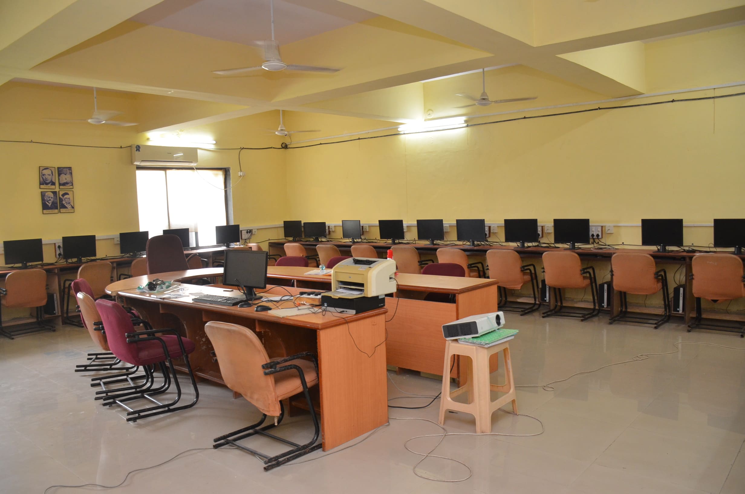 COMPUTER LABORATORY